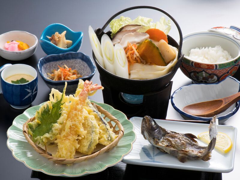  昼食