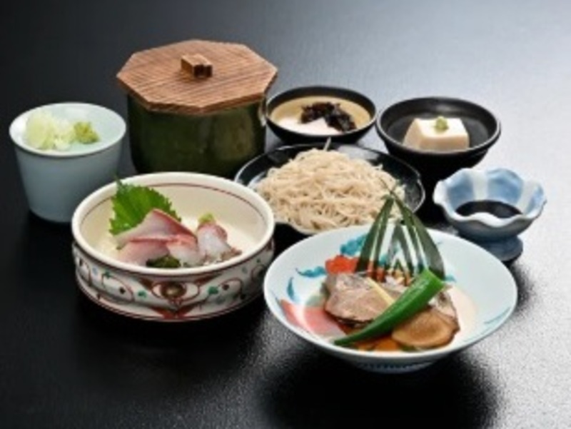 昼食