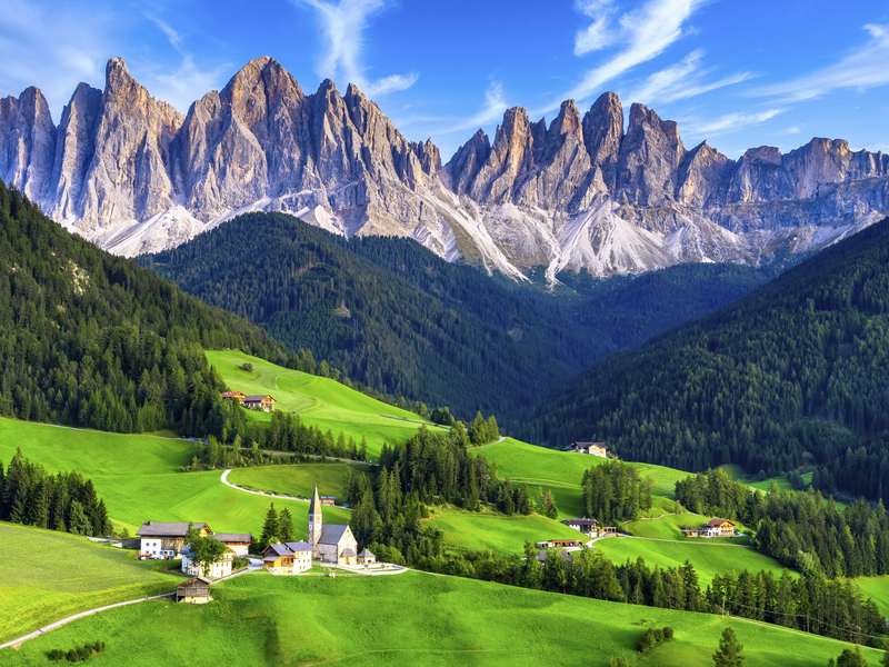 ドロミテ/サンタ・マッダレーナ村（XM）/イメージ