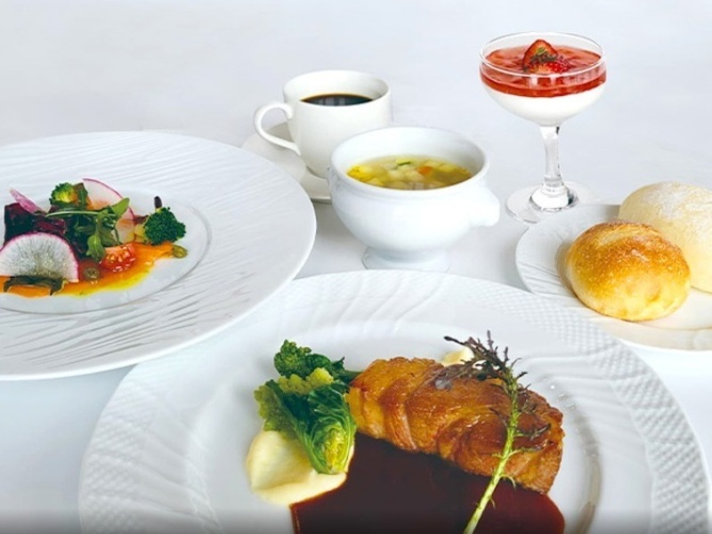 昼食