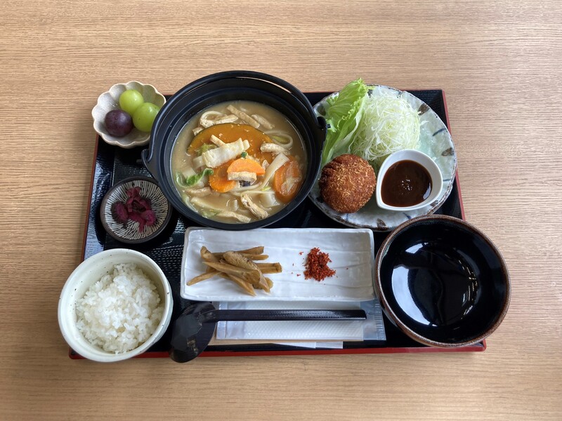  昼食